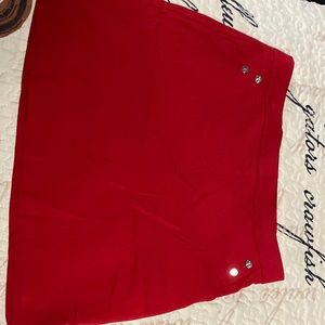 Woman’s skort (built in shorts)